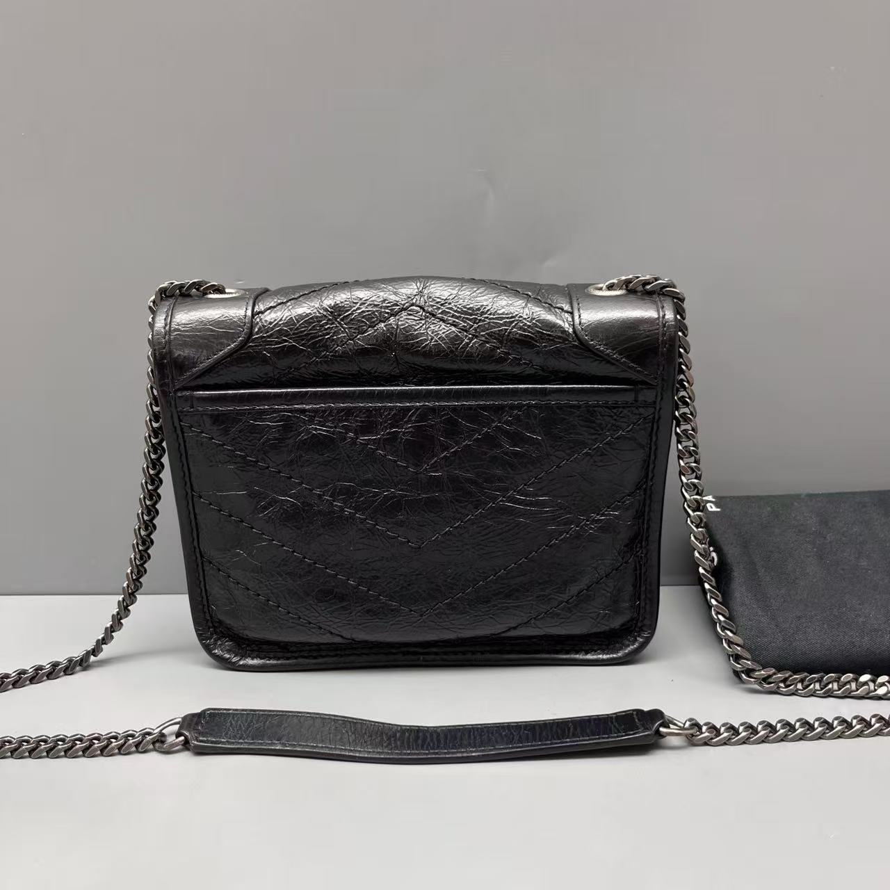 Saint Laurent - Niki Chain Bag - Crinkled calfskin leather - Black - (mini)
