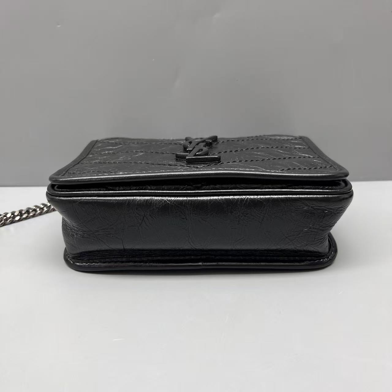 Saint Laurent - Niki Chain Bag - Crinkled calfskin leather - Black - (mini)