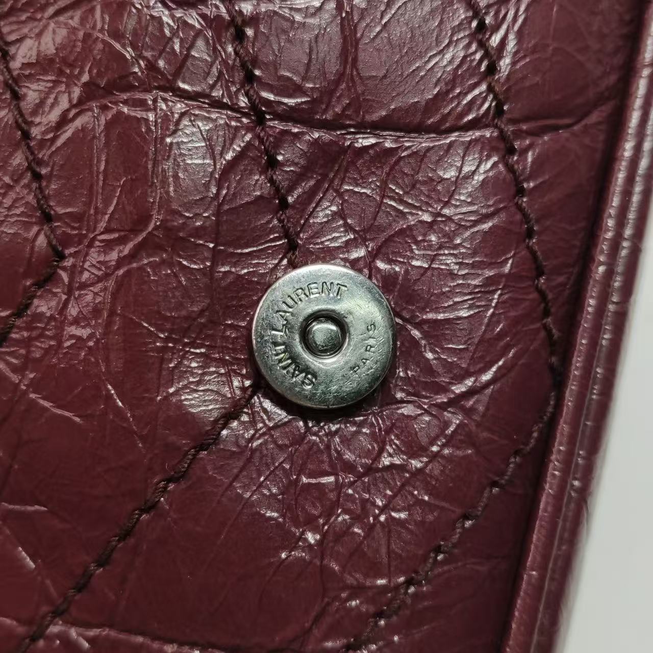 Saint Laurent - Niki chain bag - Crinkled leather - Deep red with dark silver-tone hardware - (mini)