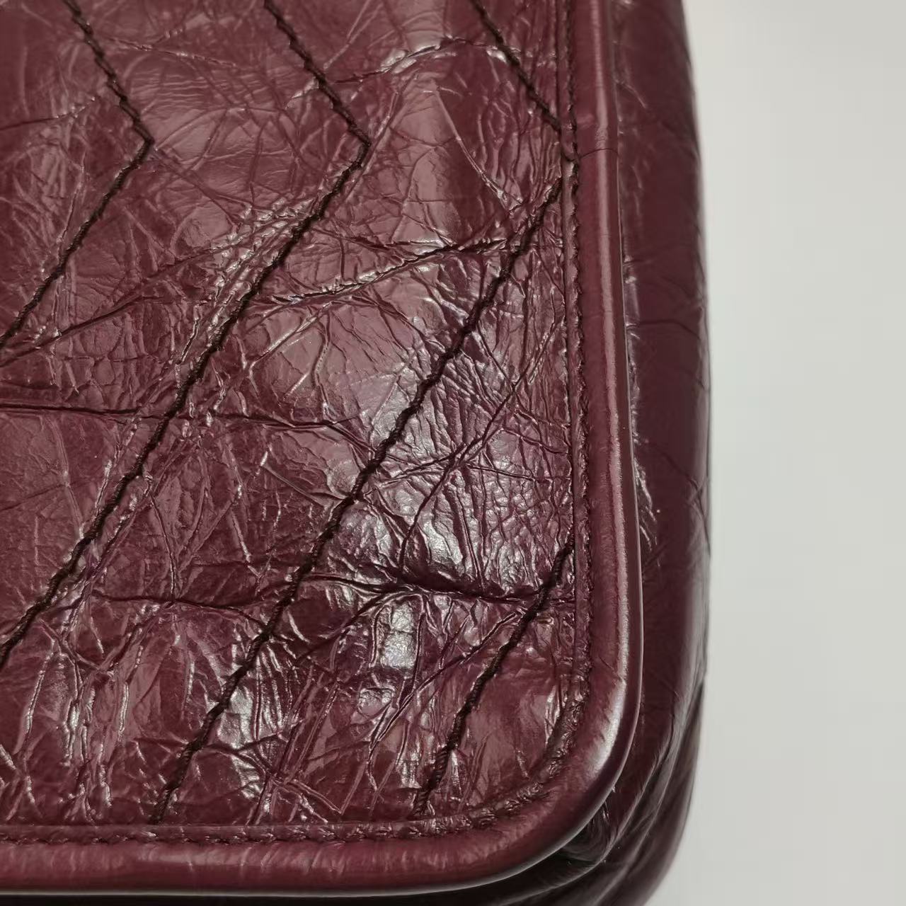 Saint Laurent - Niki chain bag - Crinkled leather - Deep red with dark silver-tone hardware - (mini)