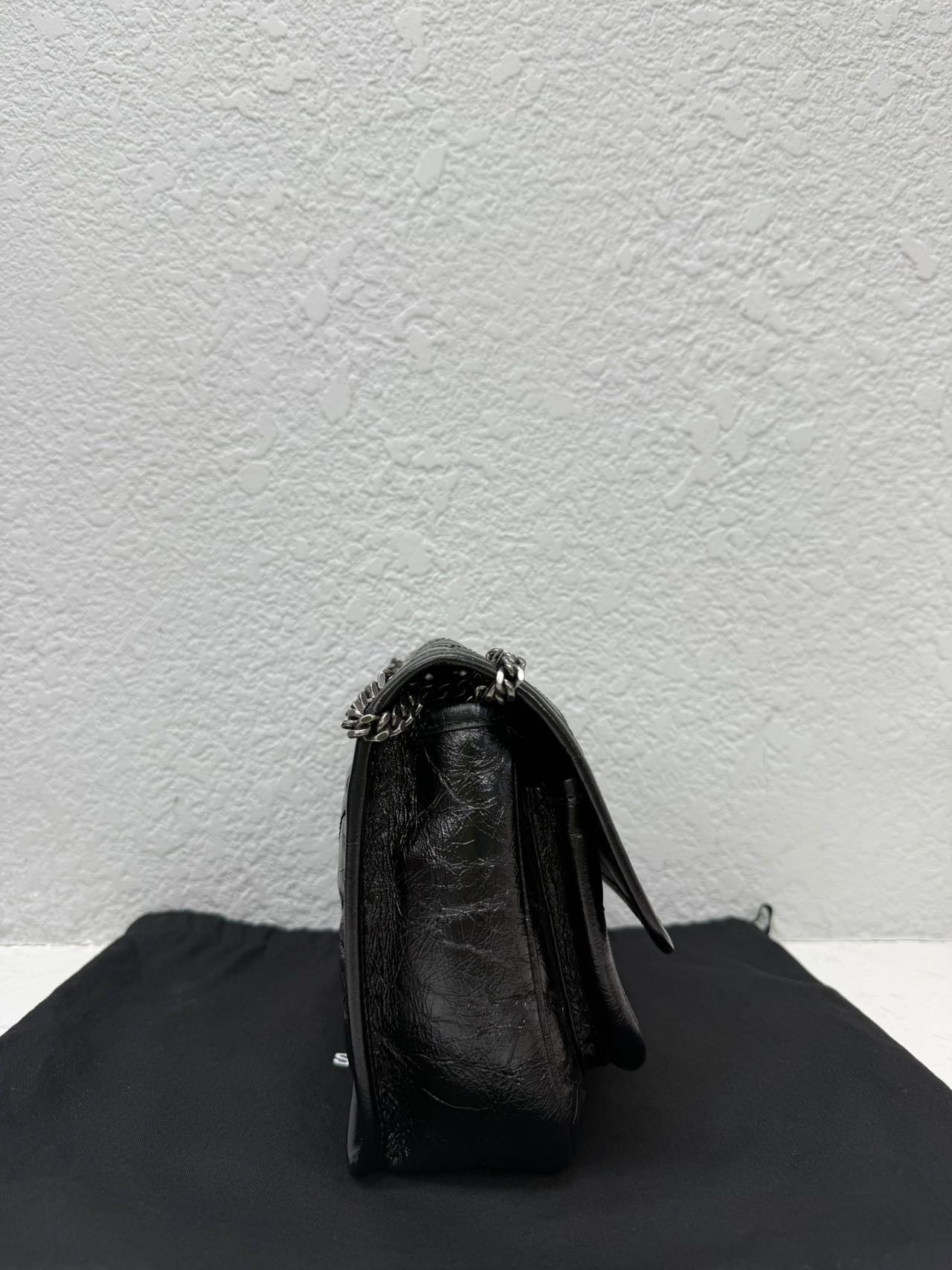 Saint Laurent - Niki Chain Bag - Oil wax leather - Black - (Small)