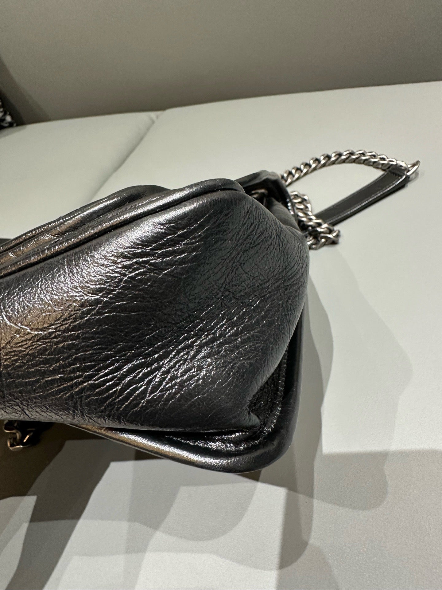 Saint Laurent - Niki - Cowhide leather - Black with Black-Tone Hardware - (medium)