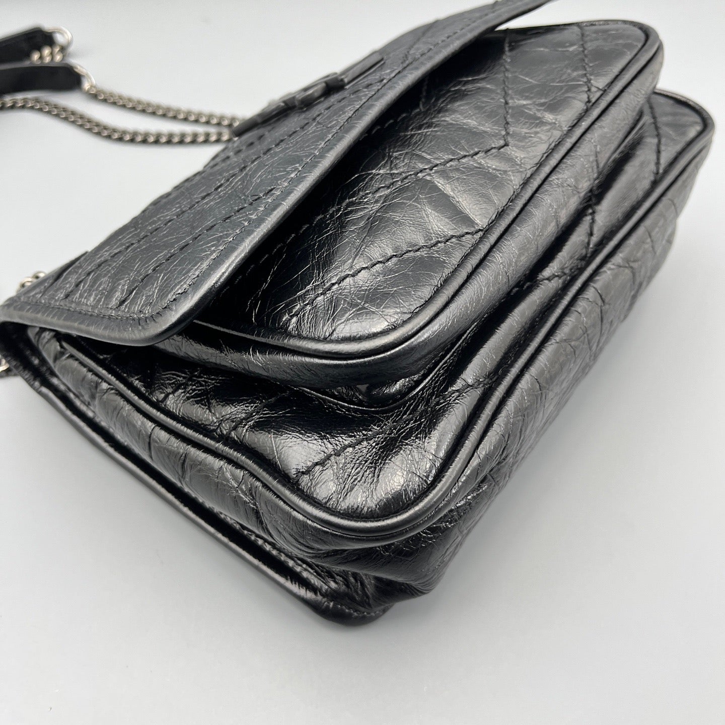 Saint Laurent - Niki - Crinkled calfskin leather - Black - (small)