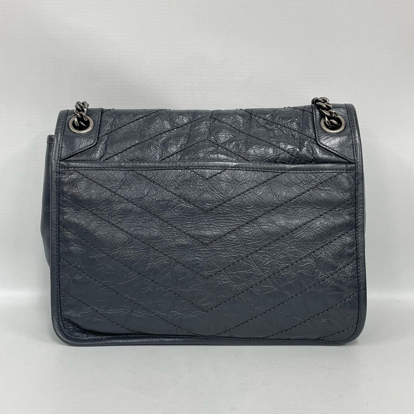 Saint Laurent - Niki - Crinkled calfskin leather - Dark Grey with Dark Silver-Tone Hardware - (Medium)