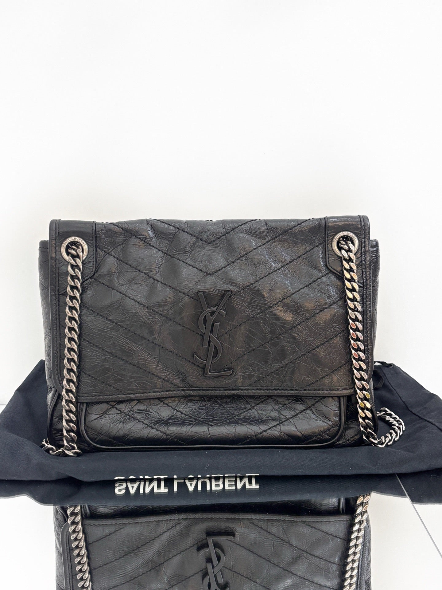 Saint Laurent - NIKI - Crinkled leather - Black - (Medium)