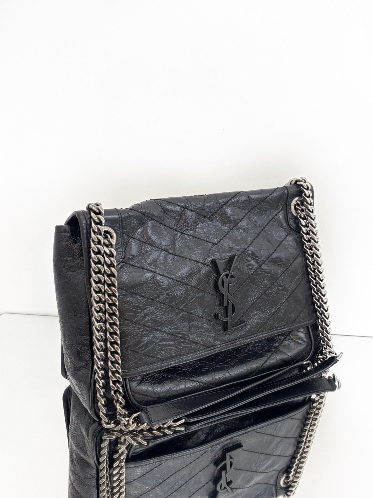 Saint Laurent - NIKI - Crinkled leather - Black - (Medium)