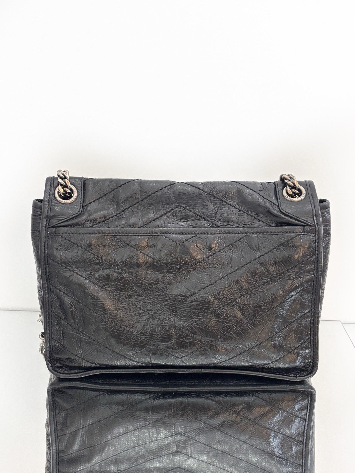 Saint Laurent - NIKI - Crinkled leather - Black - (Medium)