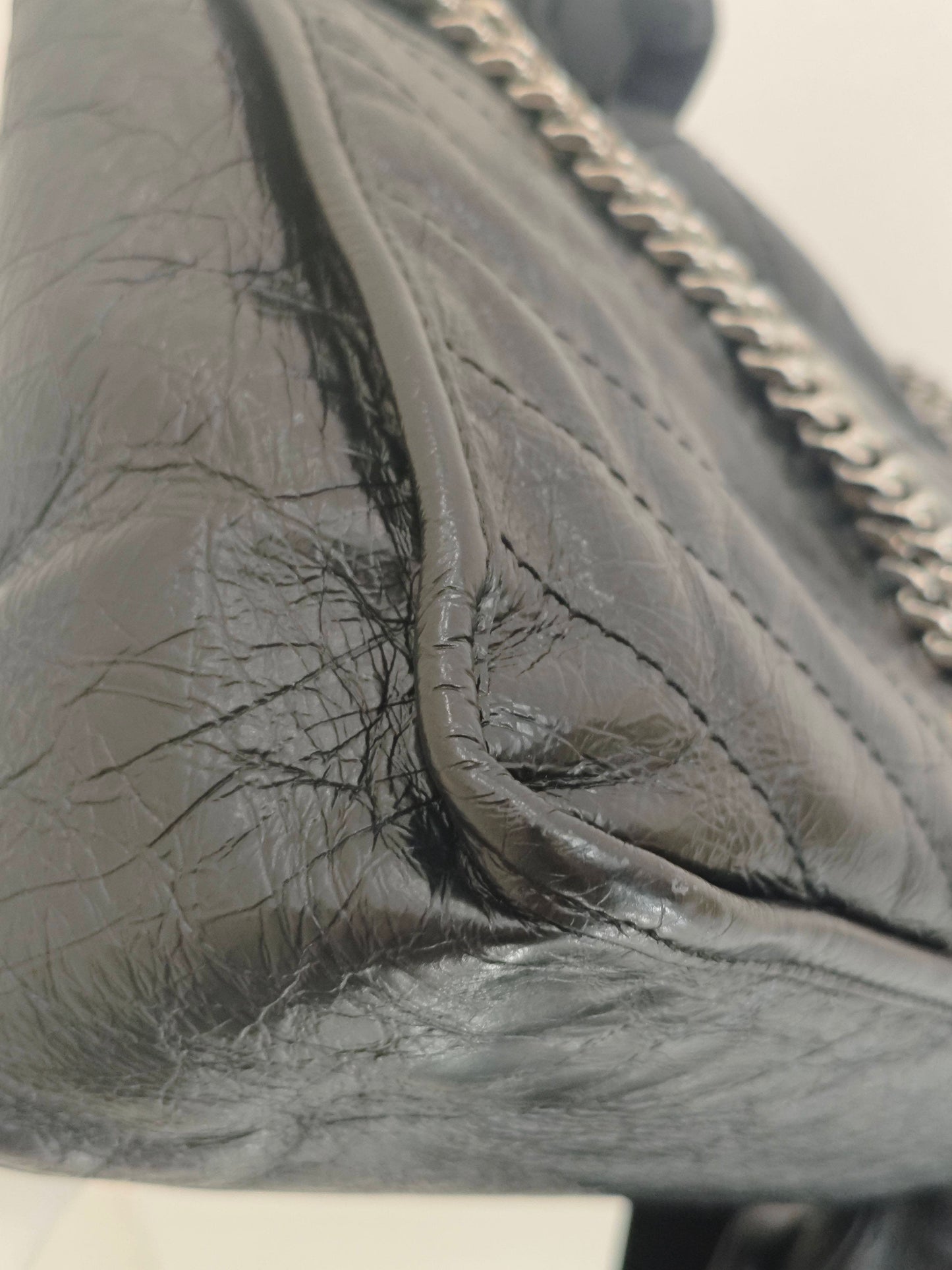 Saint Laurent - NIKI - Crinkled leather - Black - (Medium)