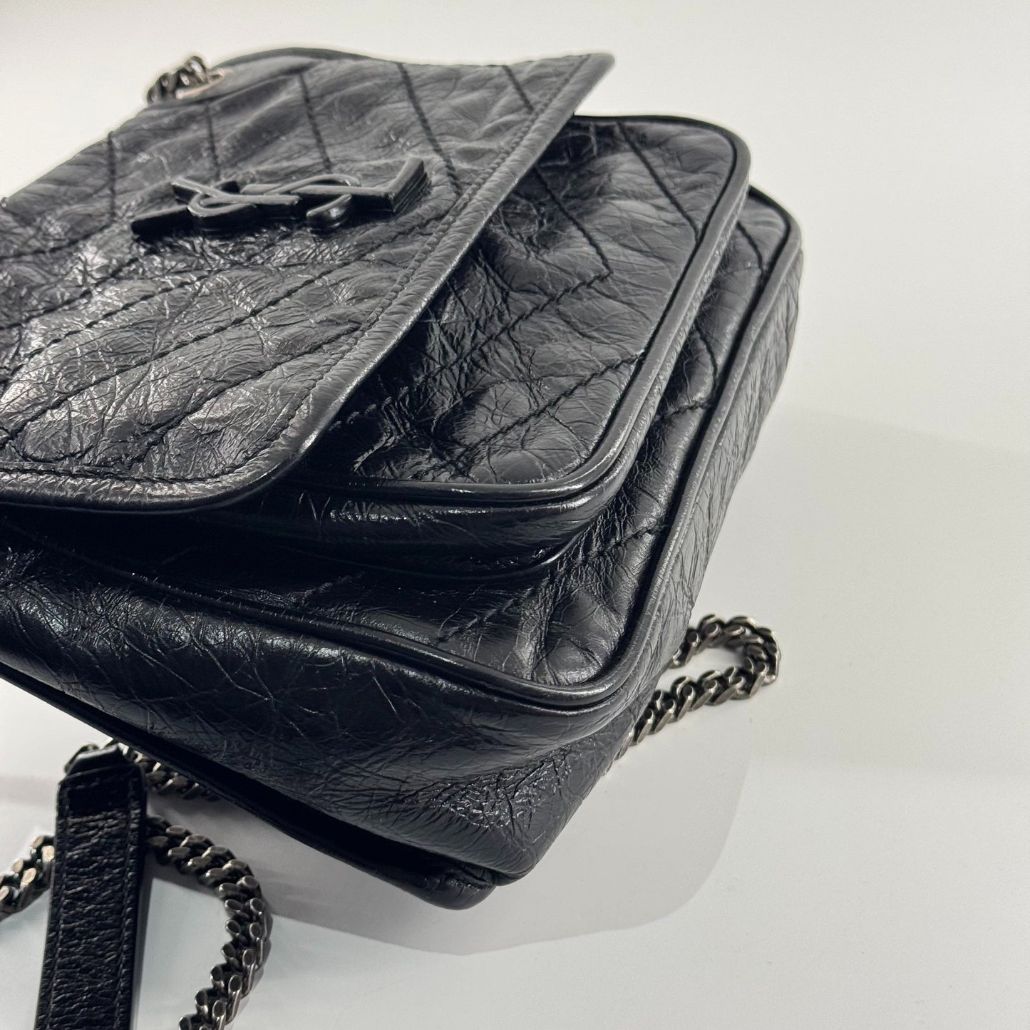 Saint Laurent - Niki - Crinkled leather - Black with Silver-Tone Hardware - (Small)