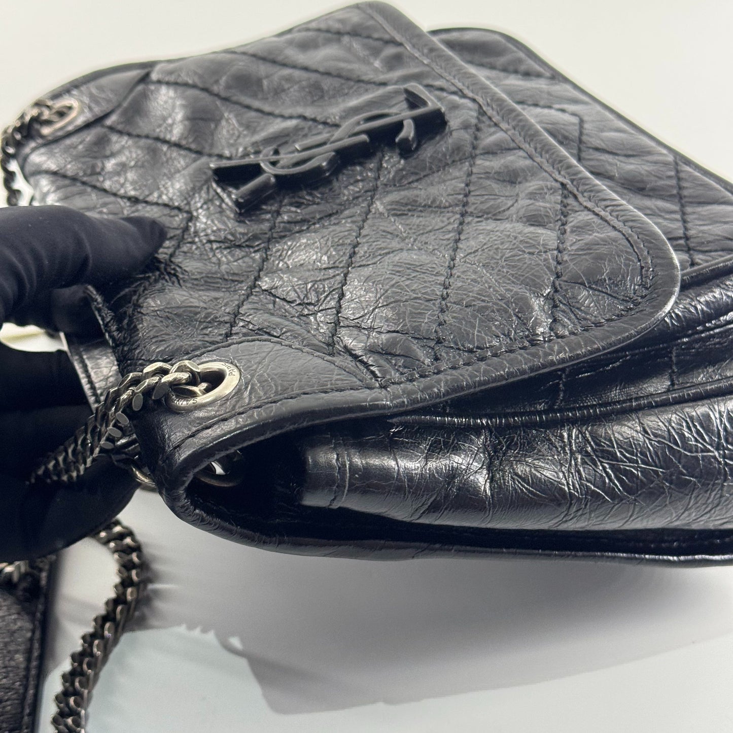 Saint Laurent - Niki - Crinkled leather - Black with Silver-Tone Hardware - (Small)
