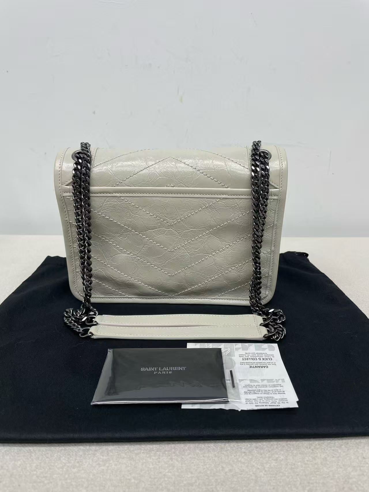 Saint Laurent - Niki - Crinkled leather - White - (small)