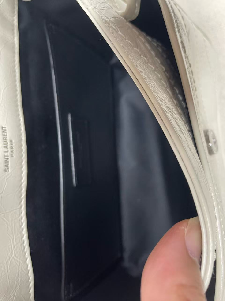 Saint Laurent - Niki - Crinkled leather - White - (small)