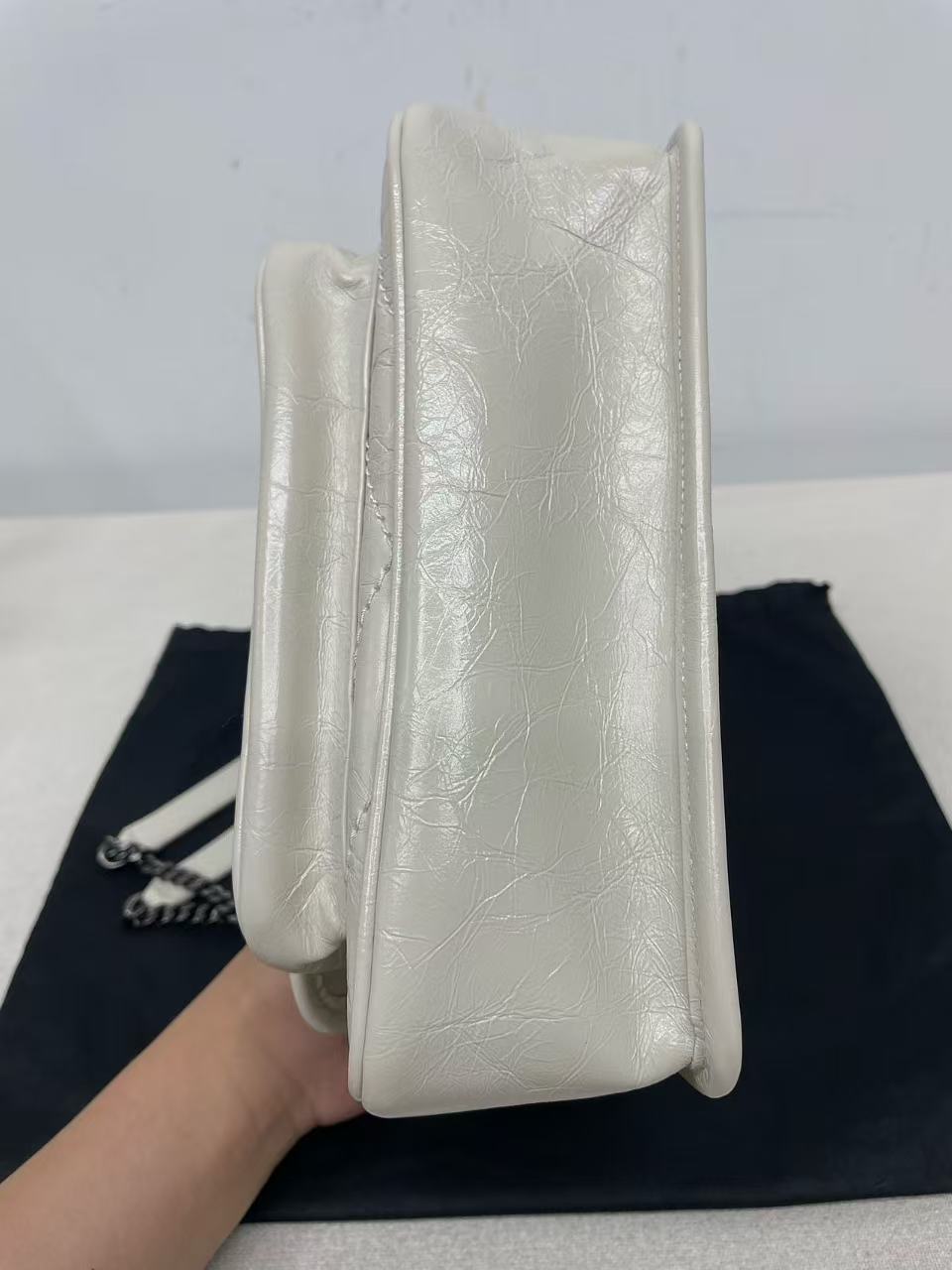 Saint Laurent - Niki - Crinkled leather - White - (small)