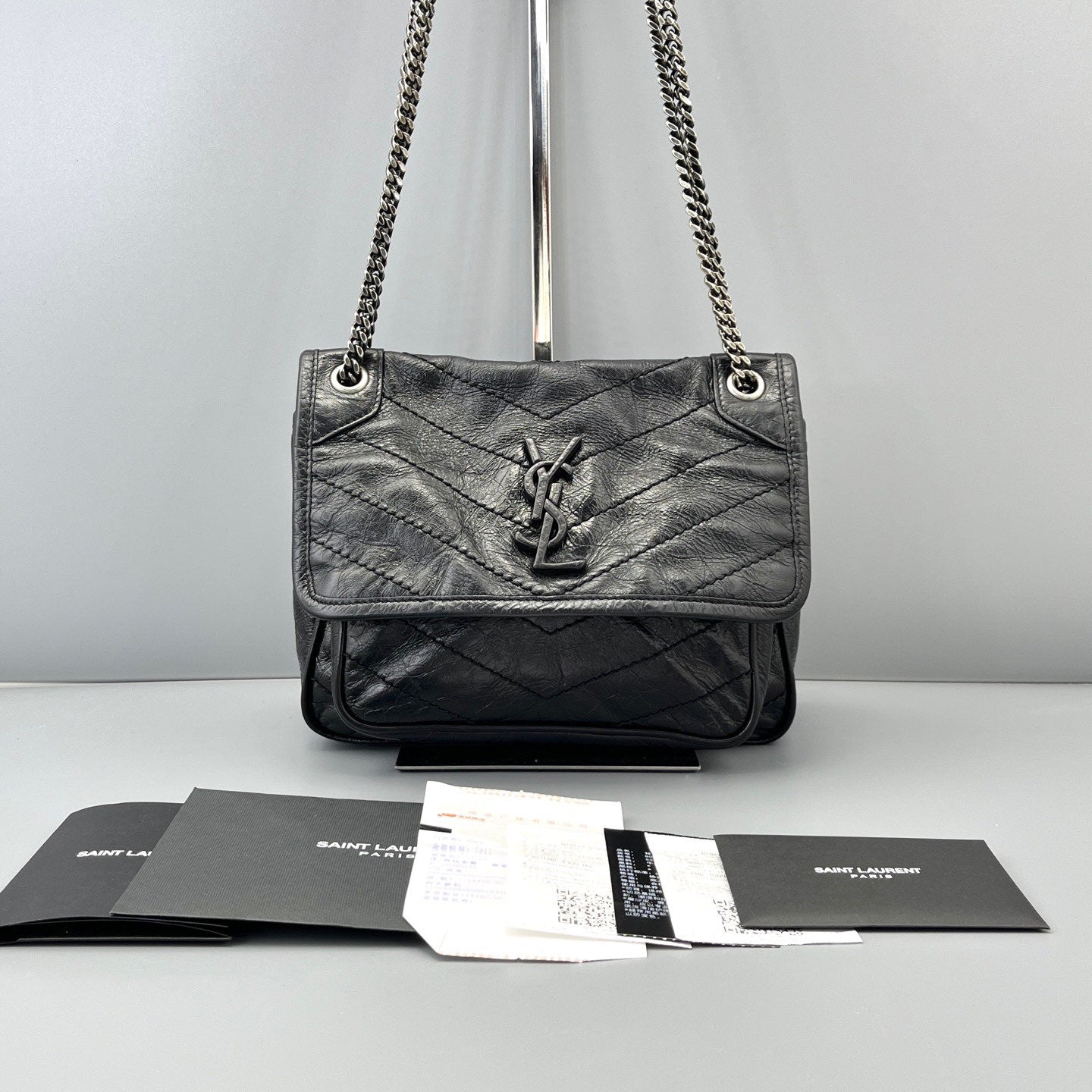Saint Laurent - Niki - Crinkled vintage leather - Black - (Small)