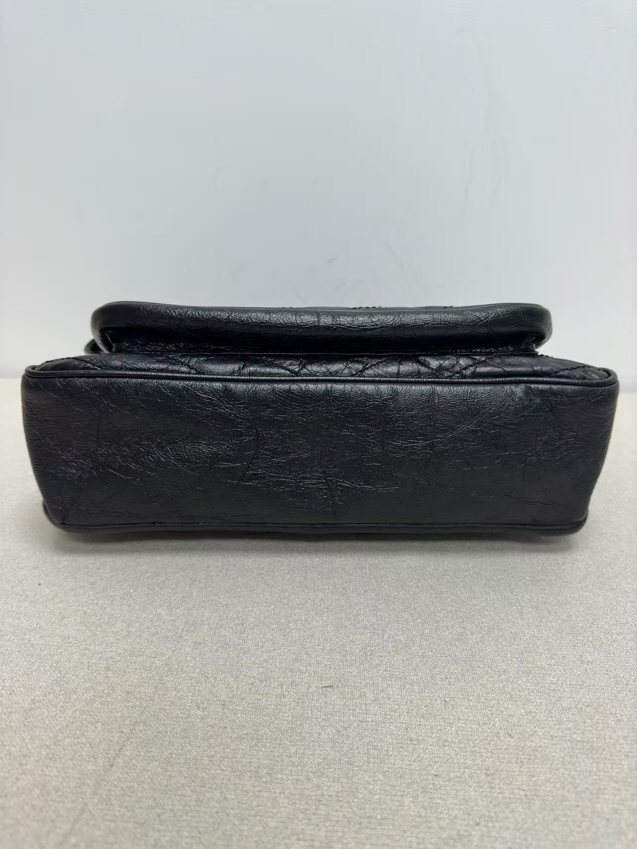 Saint Laurent - Niki - Crinkled vintage leather - Black with Silver-Tone Hardware - (large)