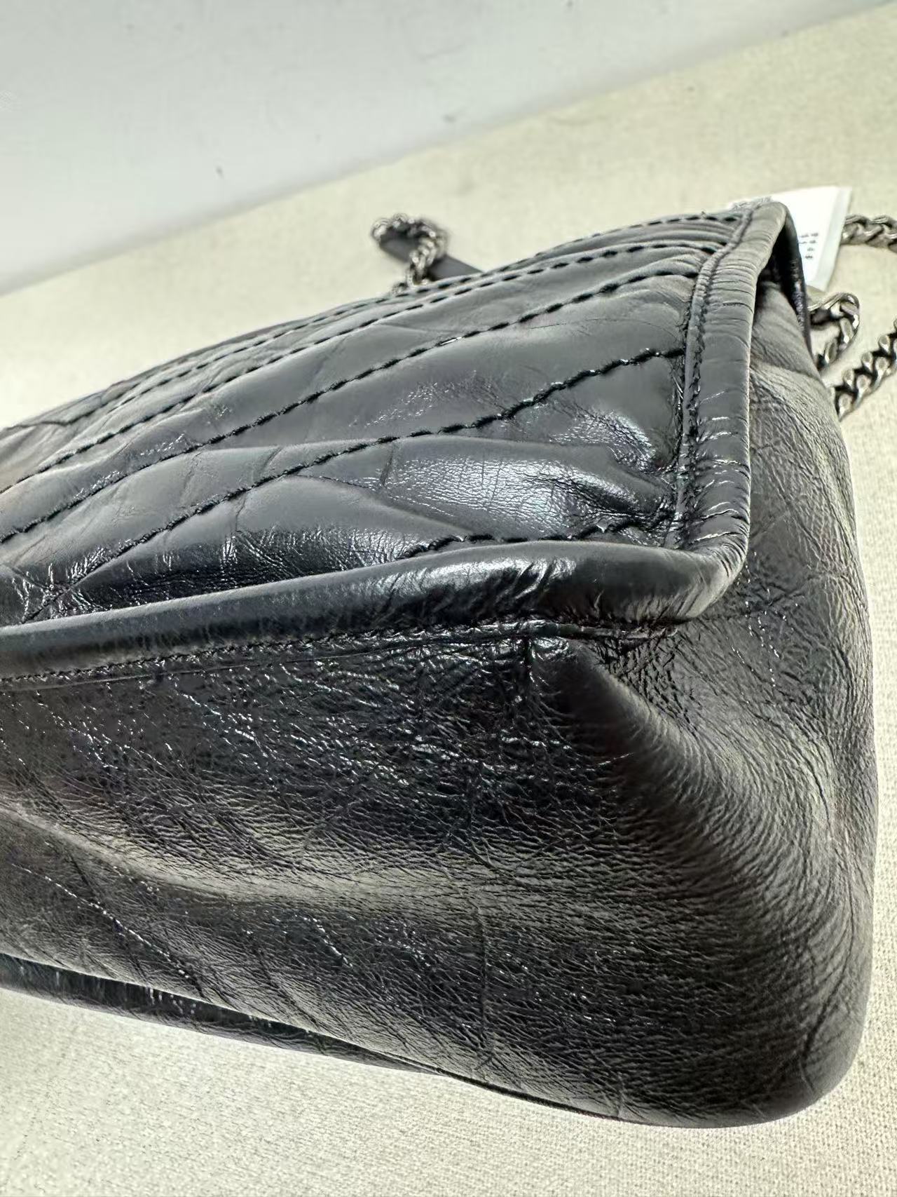 Saint Laurent - Niki - Crinkled vintage leather - Black with Silver-Tone Hardware - (large)