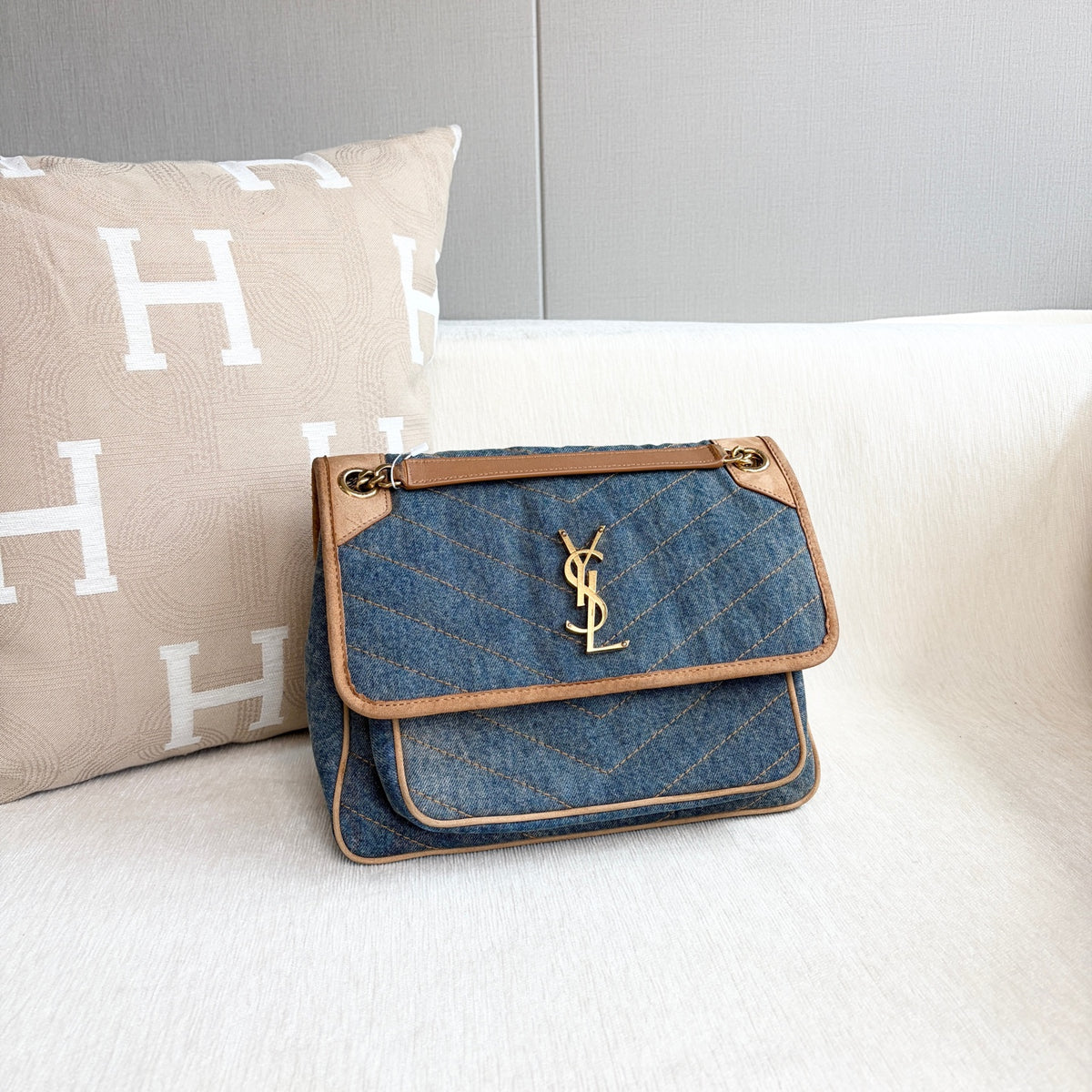 Saint Laurent - Niki - Denim - Jeans - Blue - (medium)