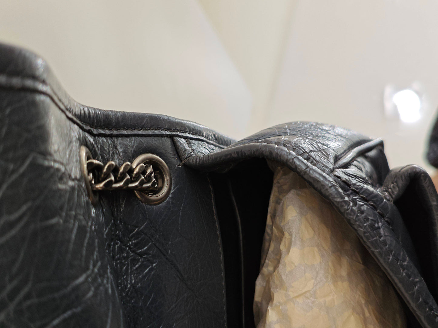 Saint Laurent - Niki - Distressed calfskin leather - Grey with Aged Silver-Tone Hardware - (small)
