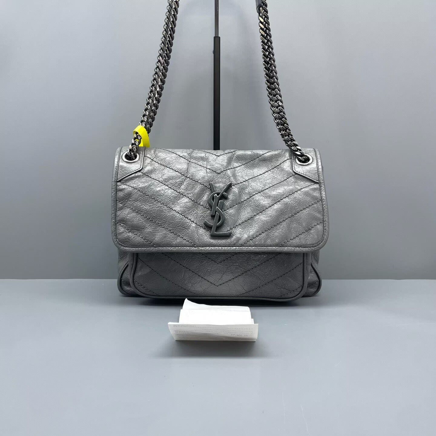 Saint Laurent - Niki - Distressed calfskin leather - Grey with Gunmetal-Tone Hardware - (Medium)