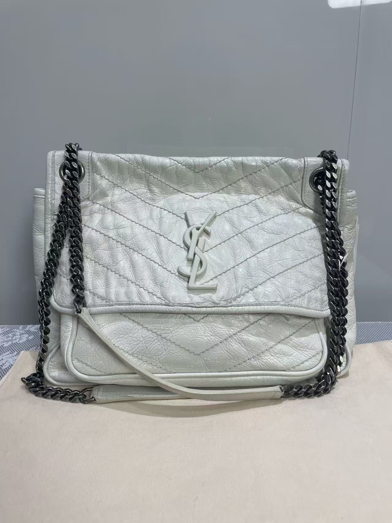 Saint Laurent - Niki - Distressed calfskin leather - White - (medium)