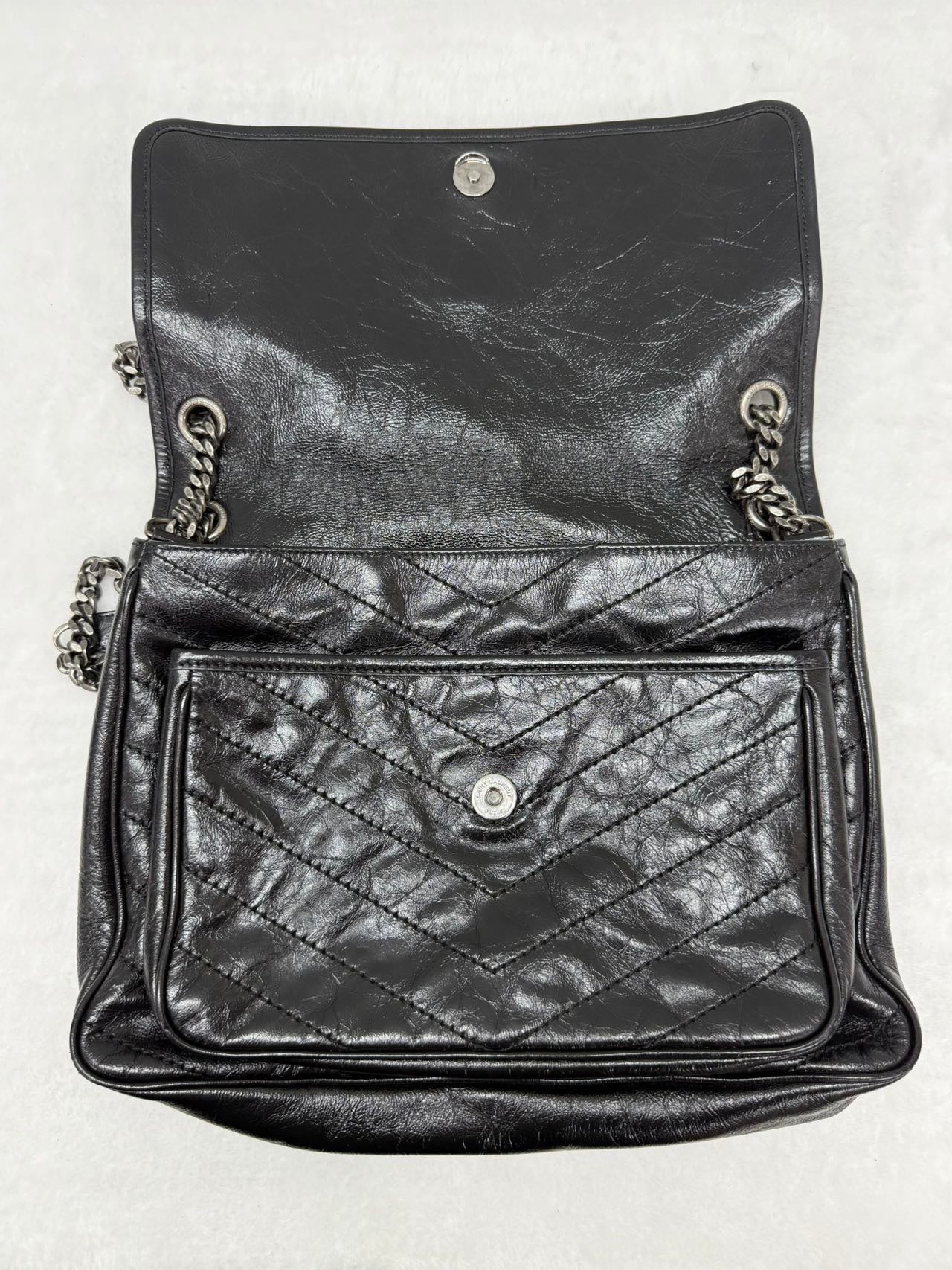 Saint Laurent - Niki Large - Waxed leather - Black - (large)