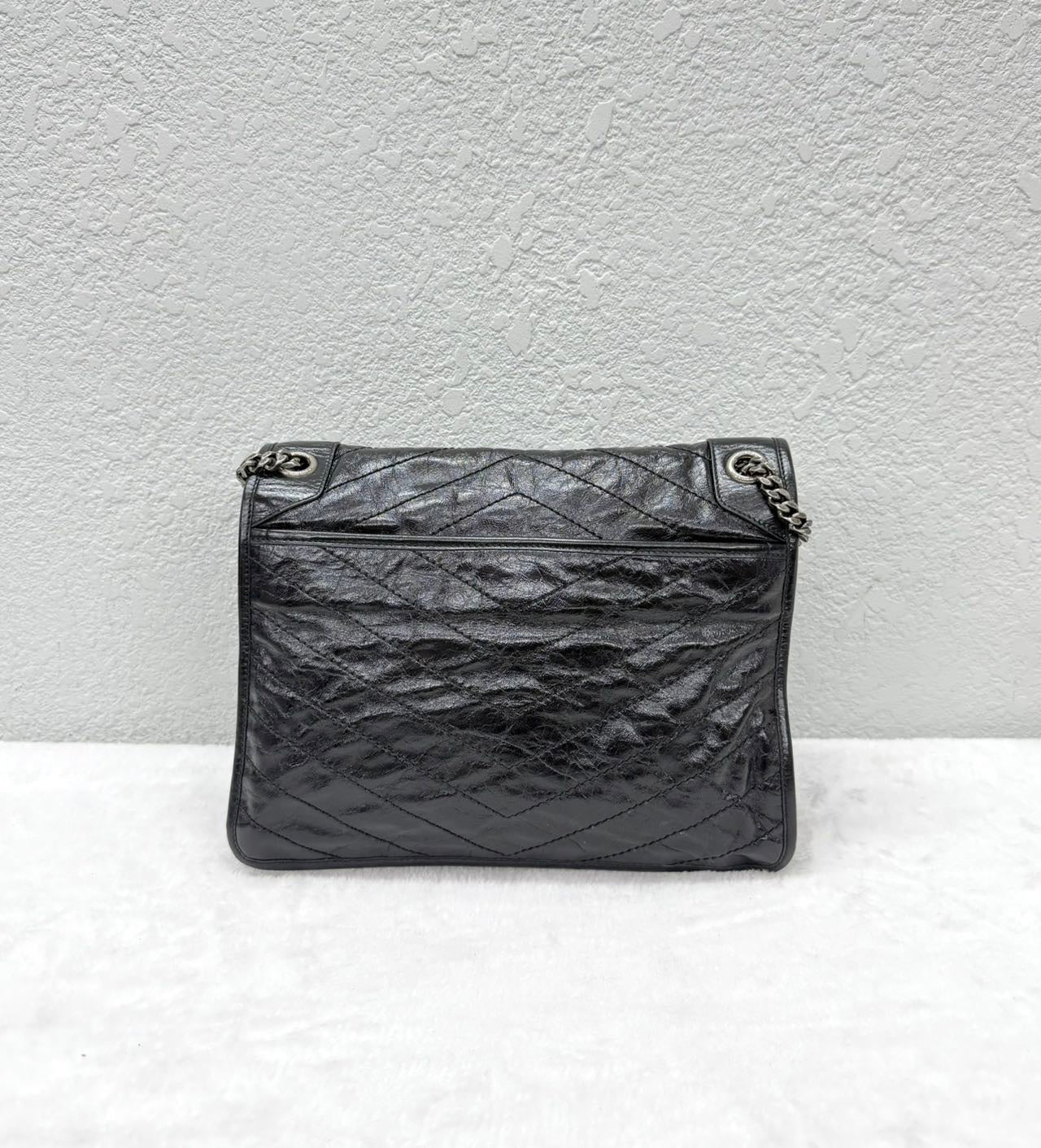 Saint Laurent - Niki Large - Waxed leather - Black - (large)