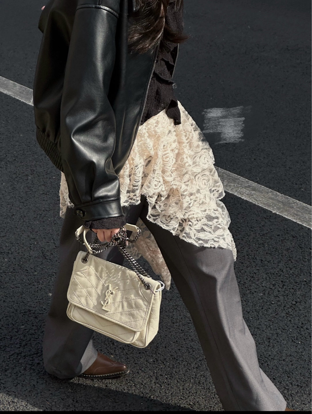 Saint Laurent - Niki - Leather - Beige - (medium)