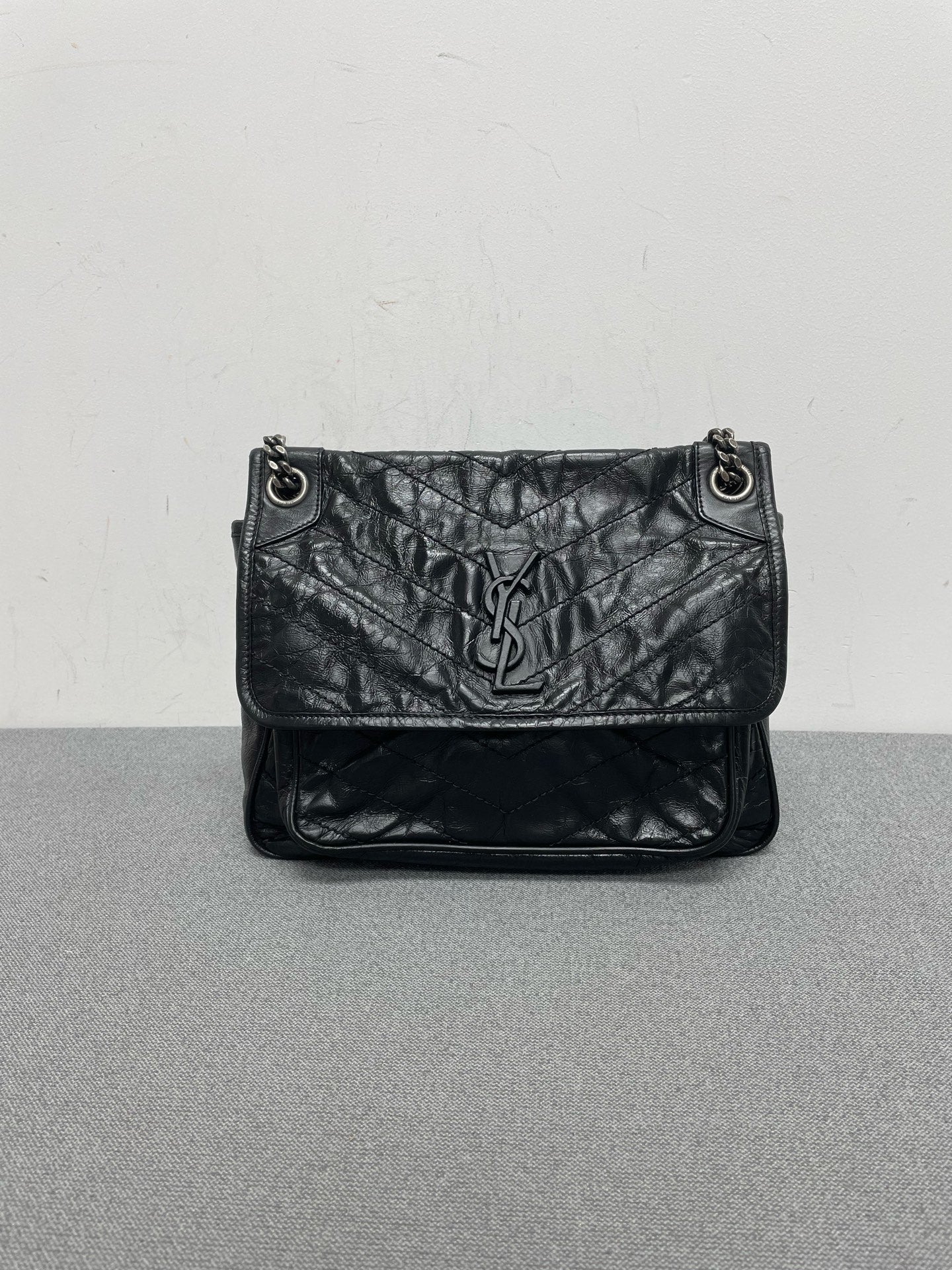 Saint Laurent - Niki - Leather - Black - (medium)