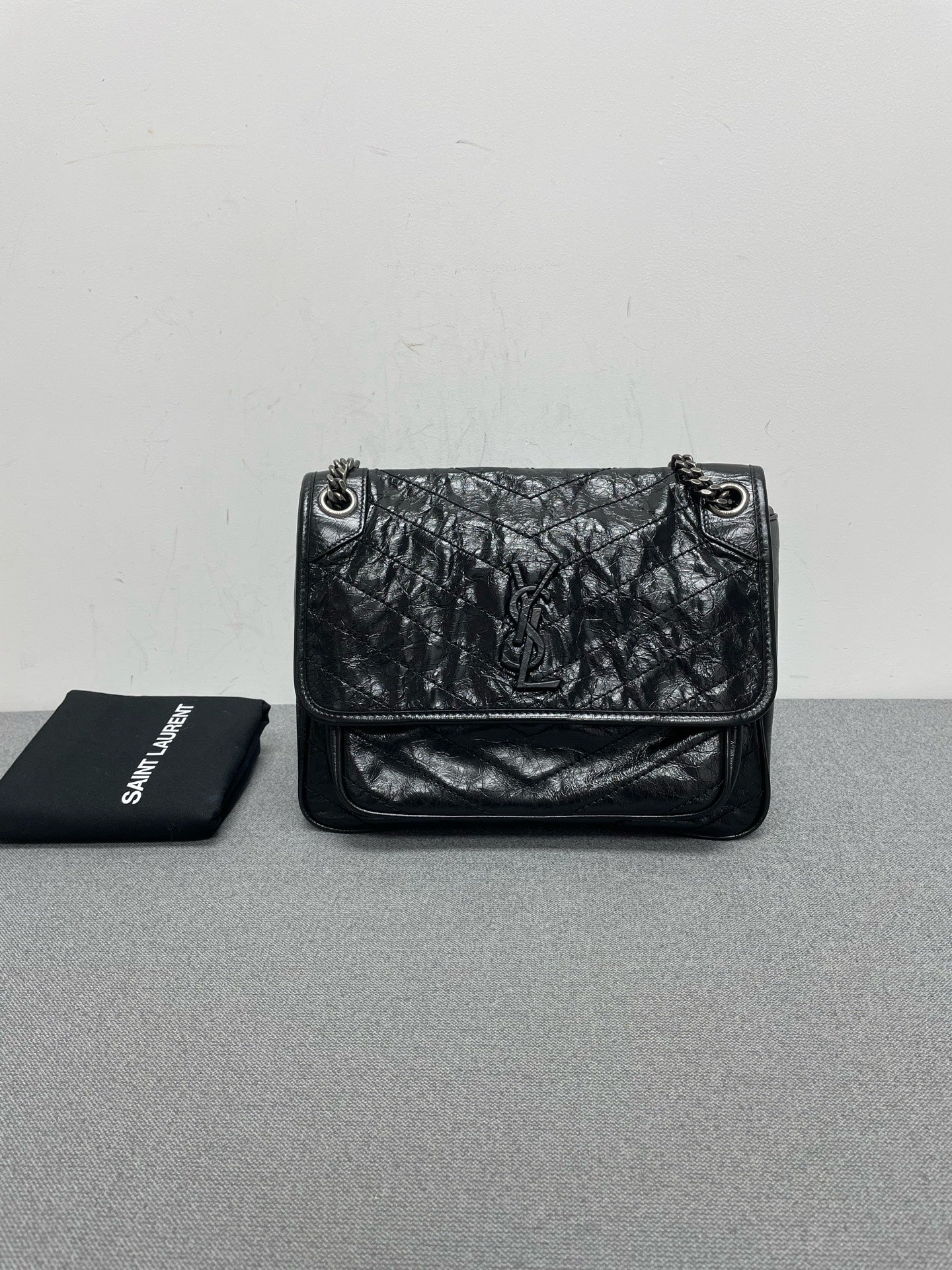 Saint Laurent - Niki - Leather - Black - (medium)