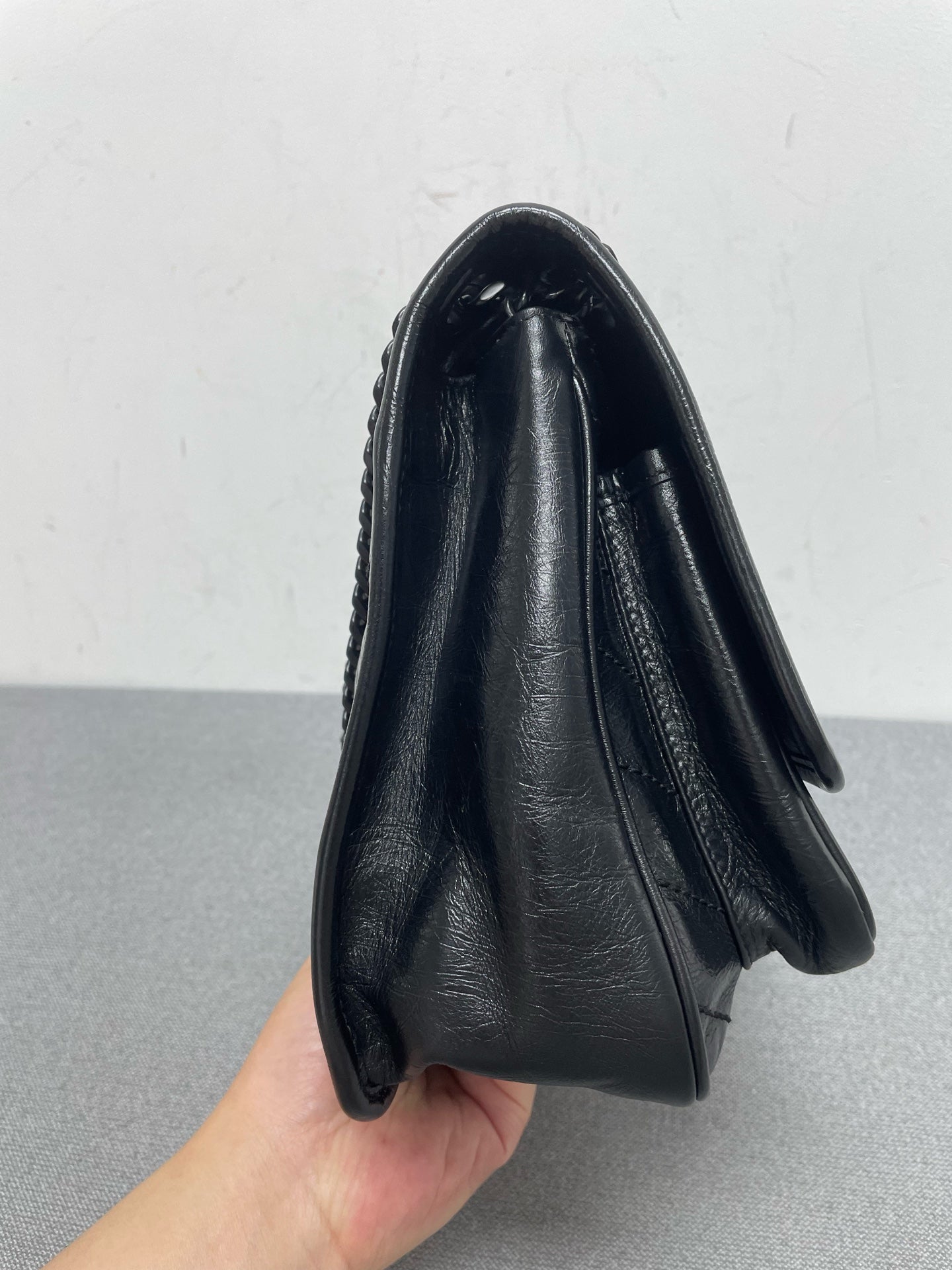 Saint Laurent - Niki - Leather - Black - (medium)