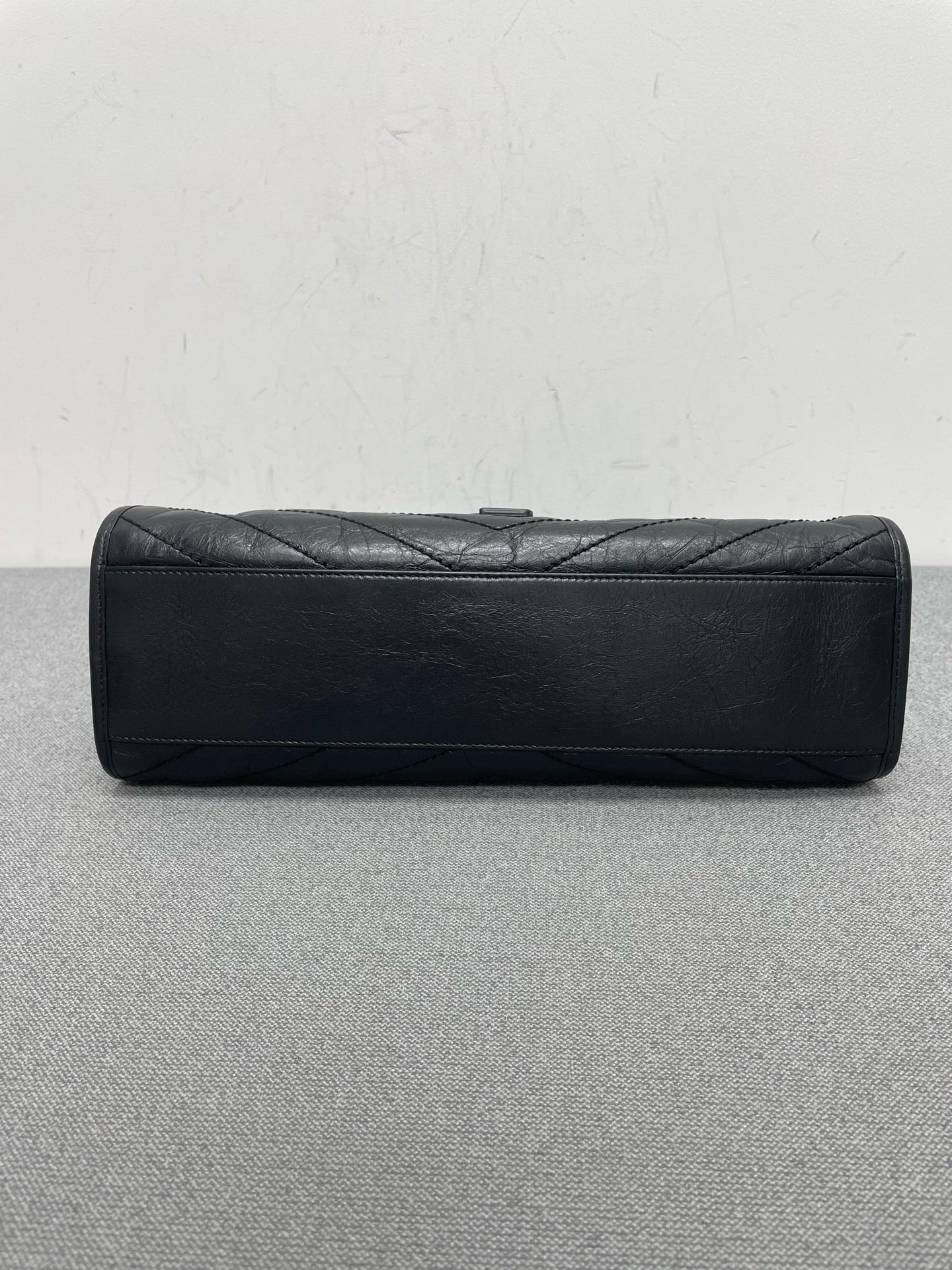 Saint Laurent - Niki - Leather - Black - (medium)