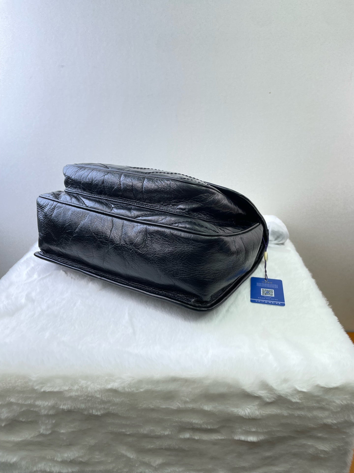 Saint Laurent - Niki - Leather - Black - (medium)