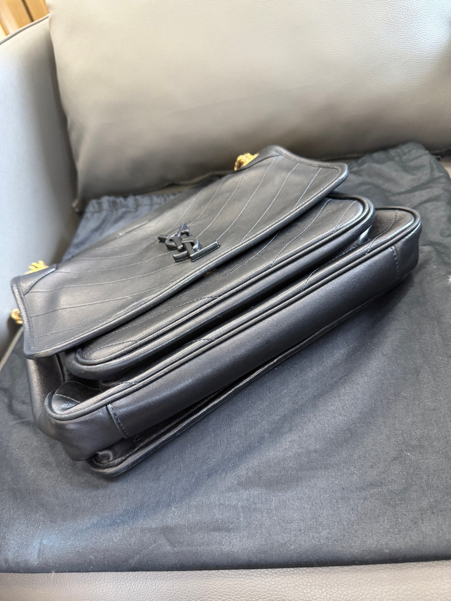 Saint Laurent - Niki - Leather - Black - (medium)