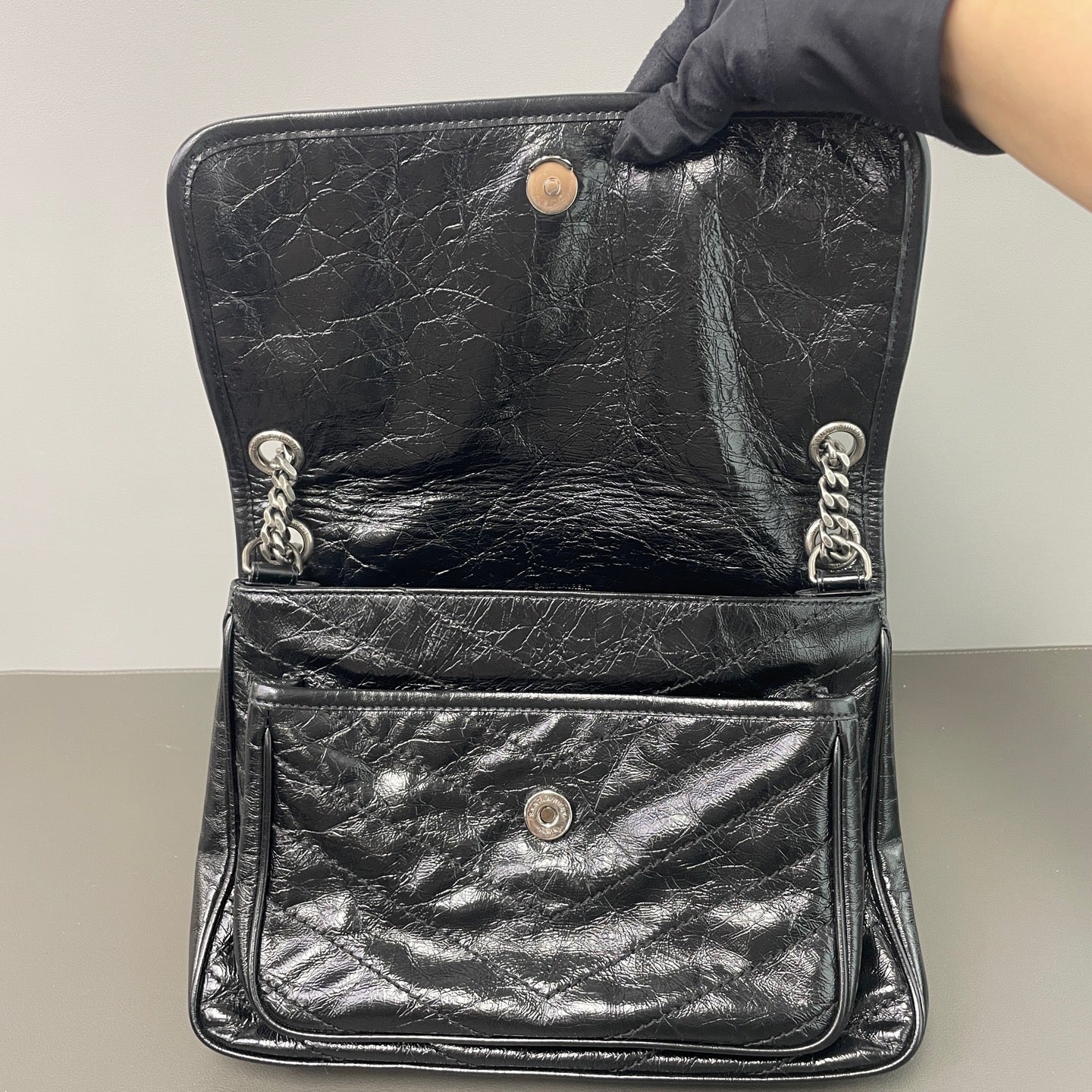 Saint Laurent - Niki - Leather - Black - (medium)