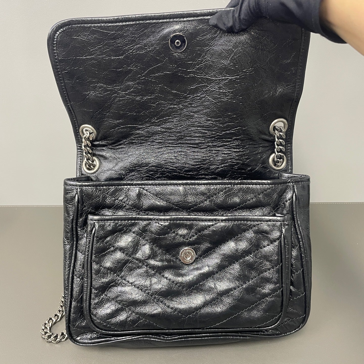 Saint Laurent - Niki - Leather - Black - (Medium)
