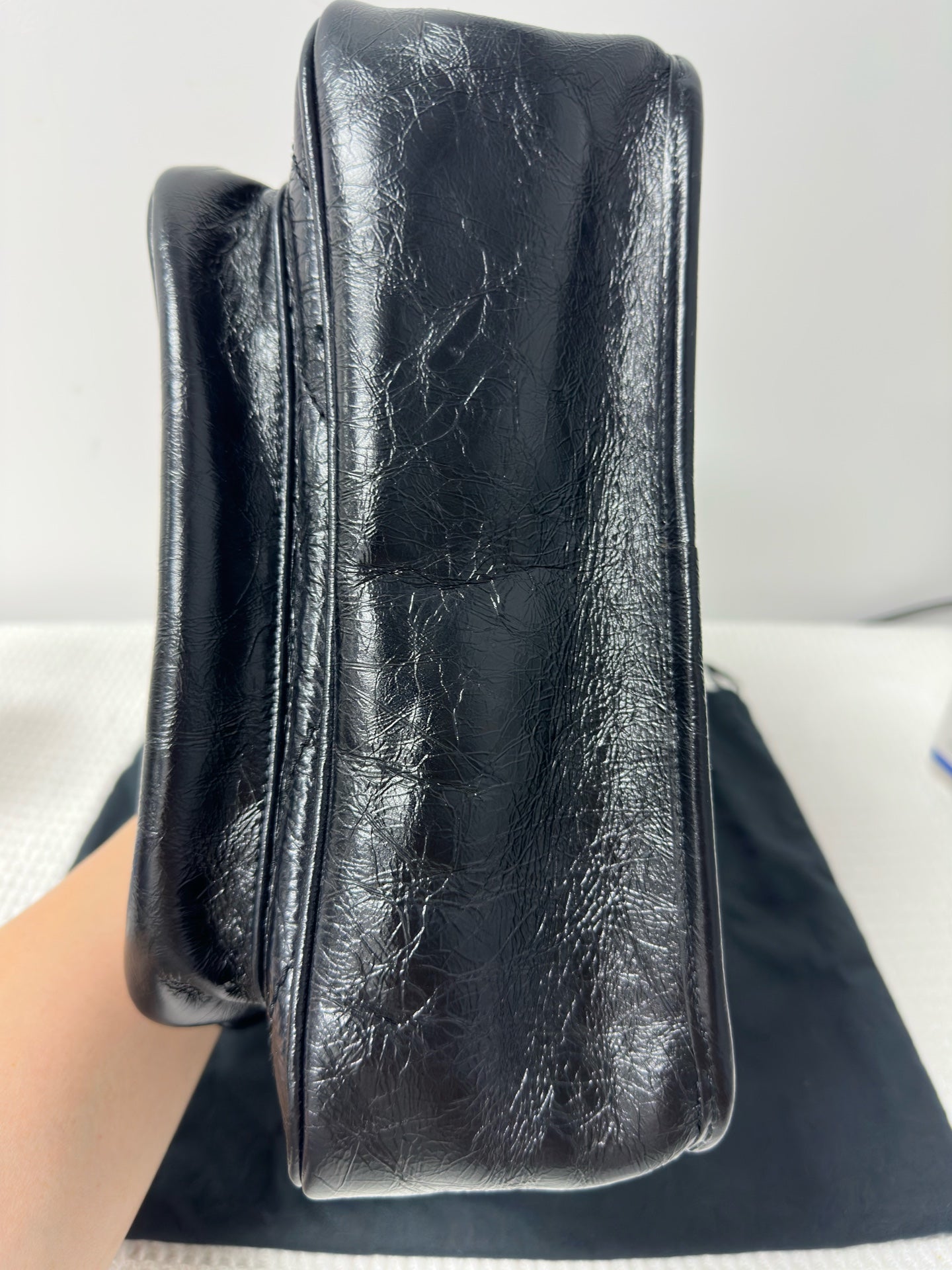 Saint Laurent - Niki - Leather - Black - (Medium)