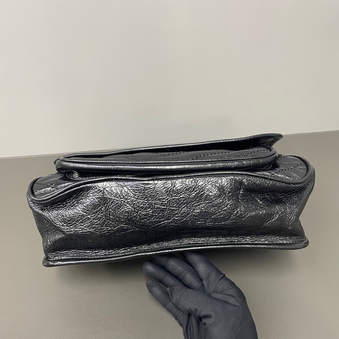 Saint Laurent - Niki - Leather - Black - (Medium)