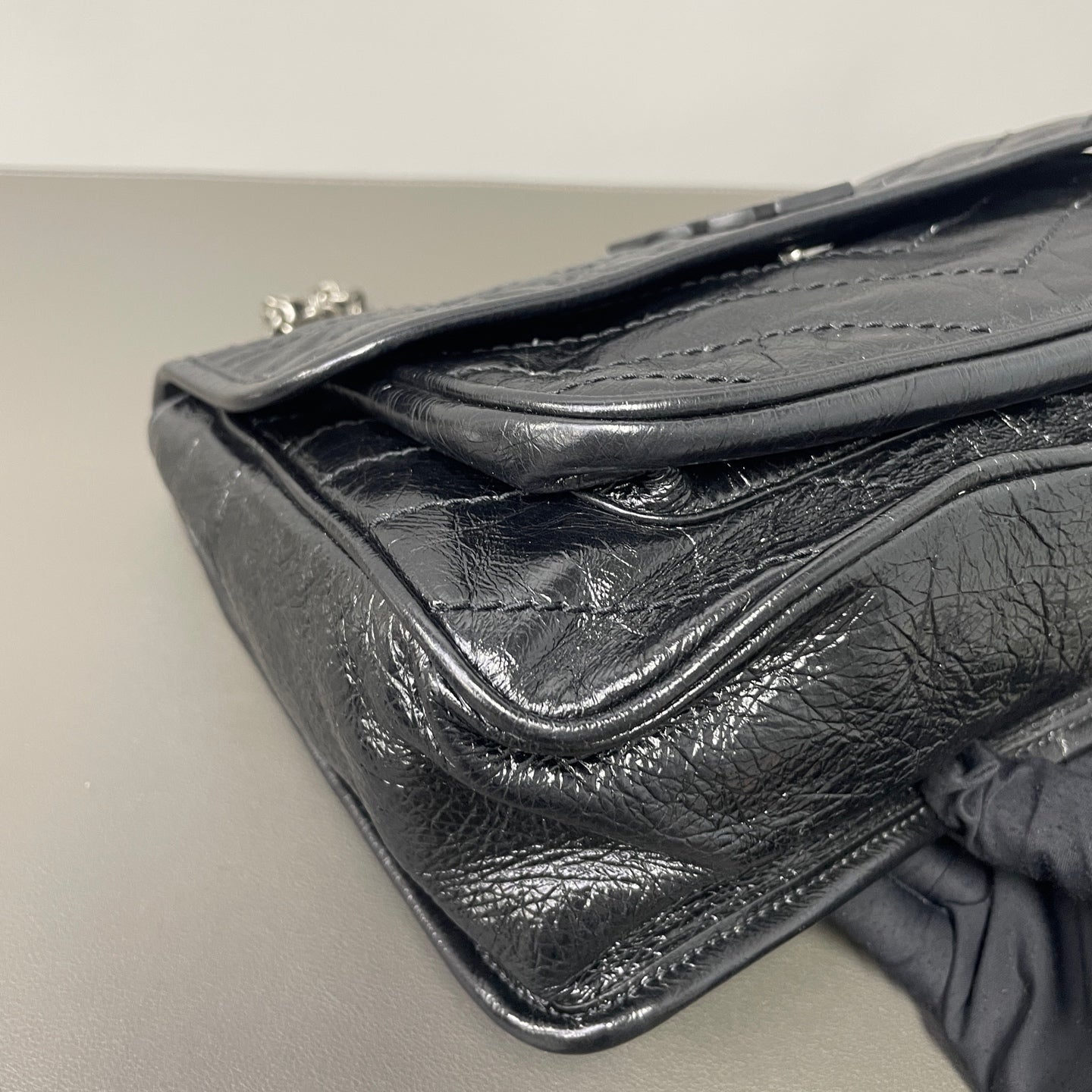 Saint Laurent - Niki - Leather - Black - (Medium)