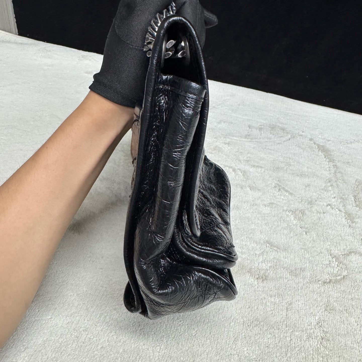 Saint Laurent - Niki - Leather - Black - (Medium)