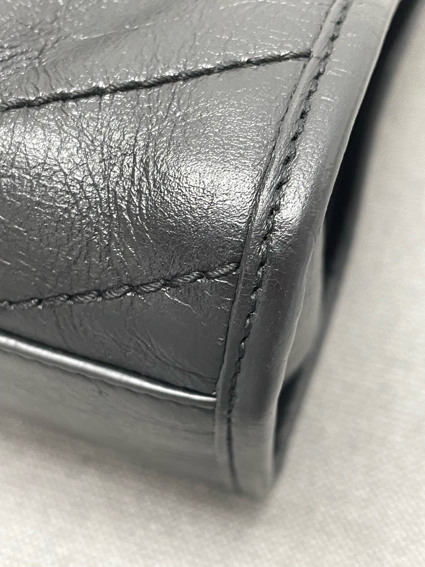 Saint Laurent - Niki - Leather - Black - (medium)