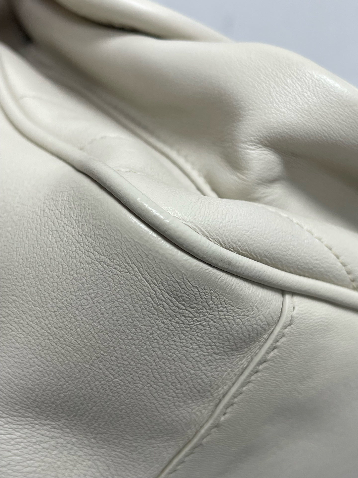 Saint Laurent - Niki - Leather - White - (Medium)