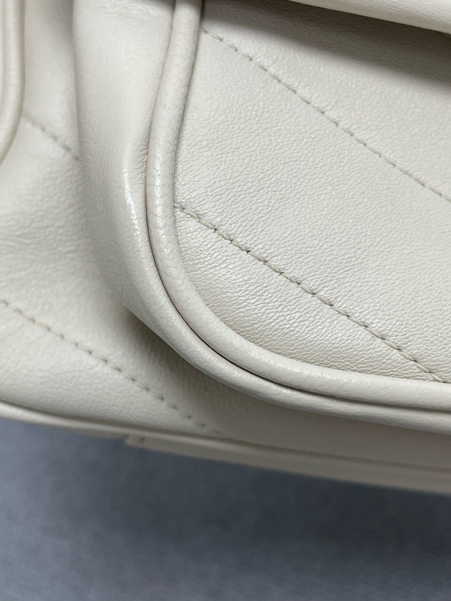 Saint Laurent - Niki - Leather - White - (medium)