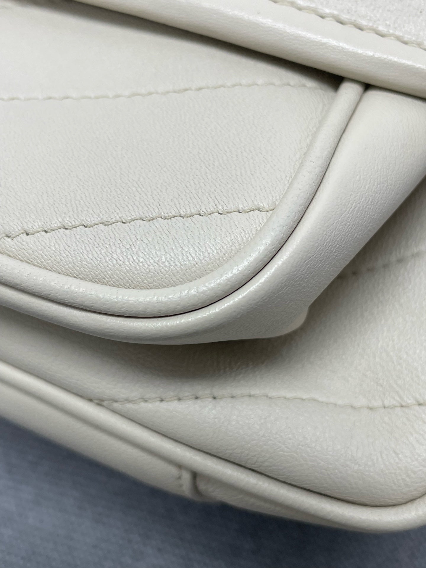 Saint Laurent - Niki - Leather - White - (medium)