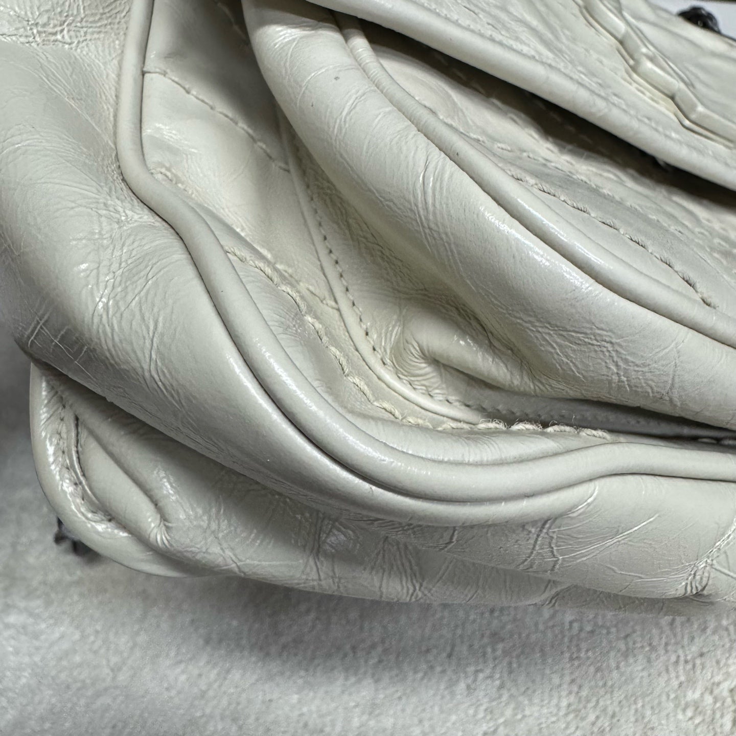Saint Laurent - Niki - Leather - White - (Medium)