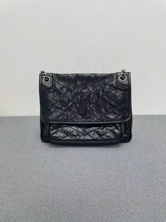 Saint Laurent - Niki Medium - Crinkled calfskin leather - Black - (Medium)