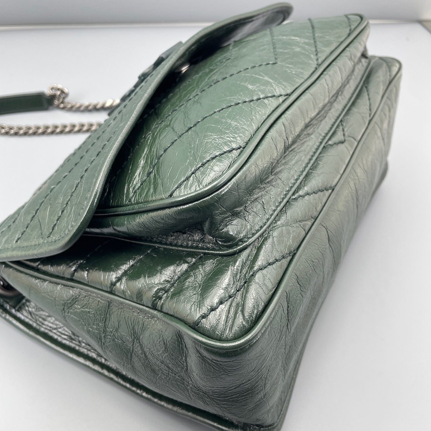 Saint Laurent - Niki Medium - Crinkled calfskin leather - Dark Green with Silver-Tone Hardware - (Medium)