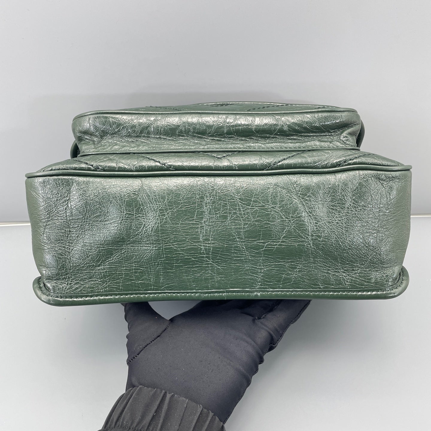 Saint Laurent - Niki Medium - Crinkled calfskin leather - Dark Green with Silver-Tone Hardware - (Medium)