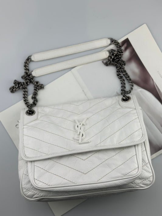 Saint Laurent - Niki Medium - Crinkled vintage calfskin leather - White - (Medium)
