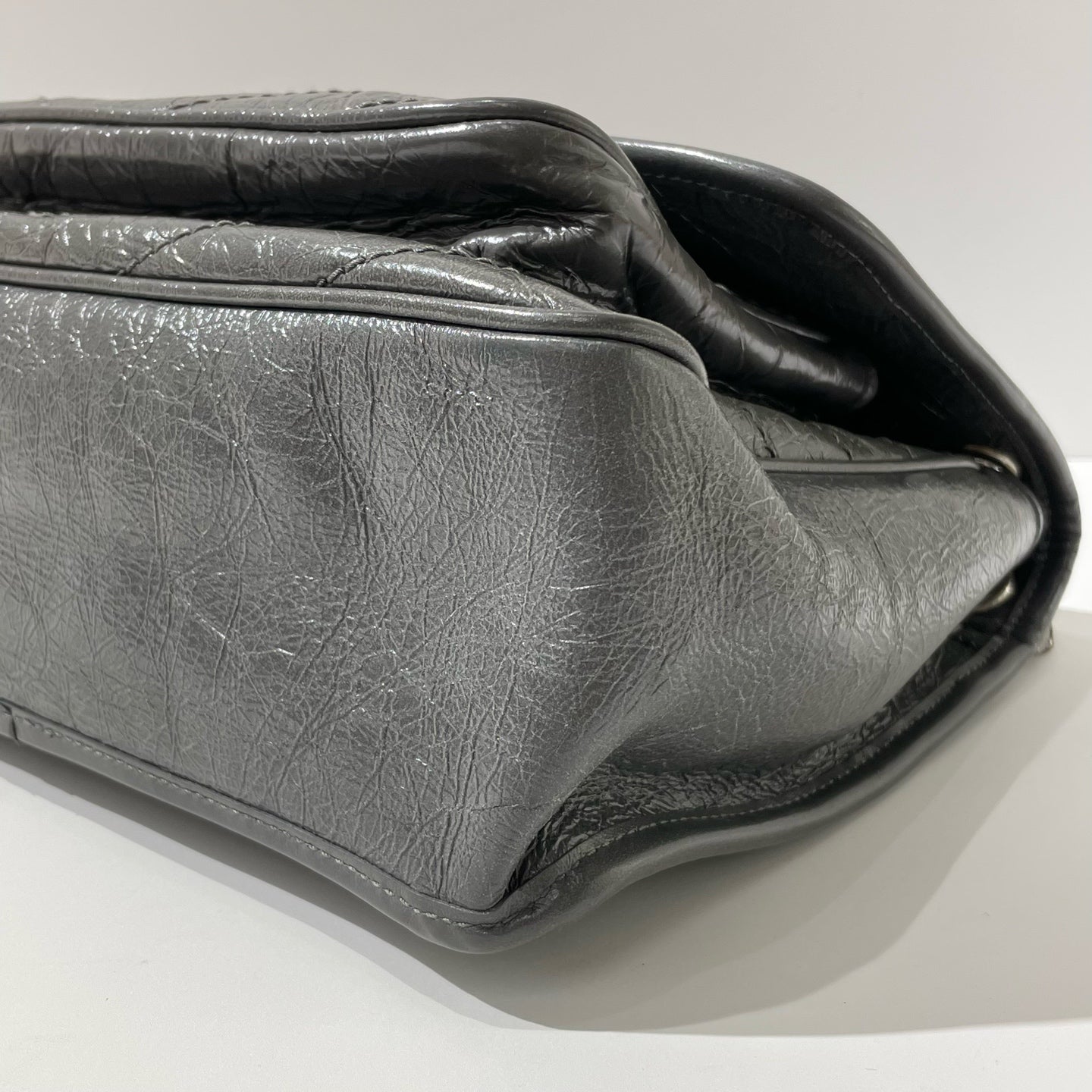 Saint Laurent - Niki Medium - Distressed calfskin leather - Grey with Vintage Silver-Tone Hardware - (Medium)