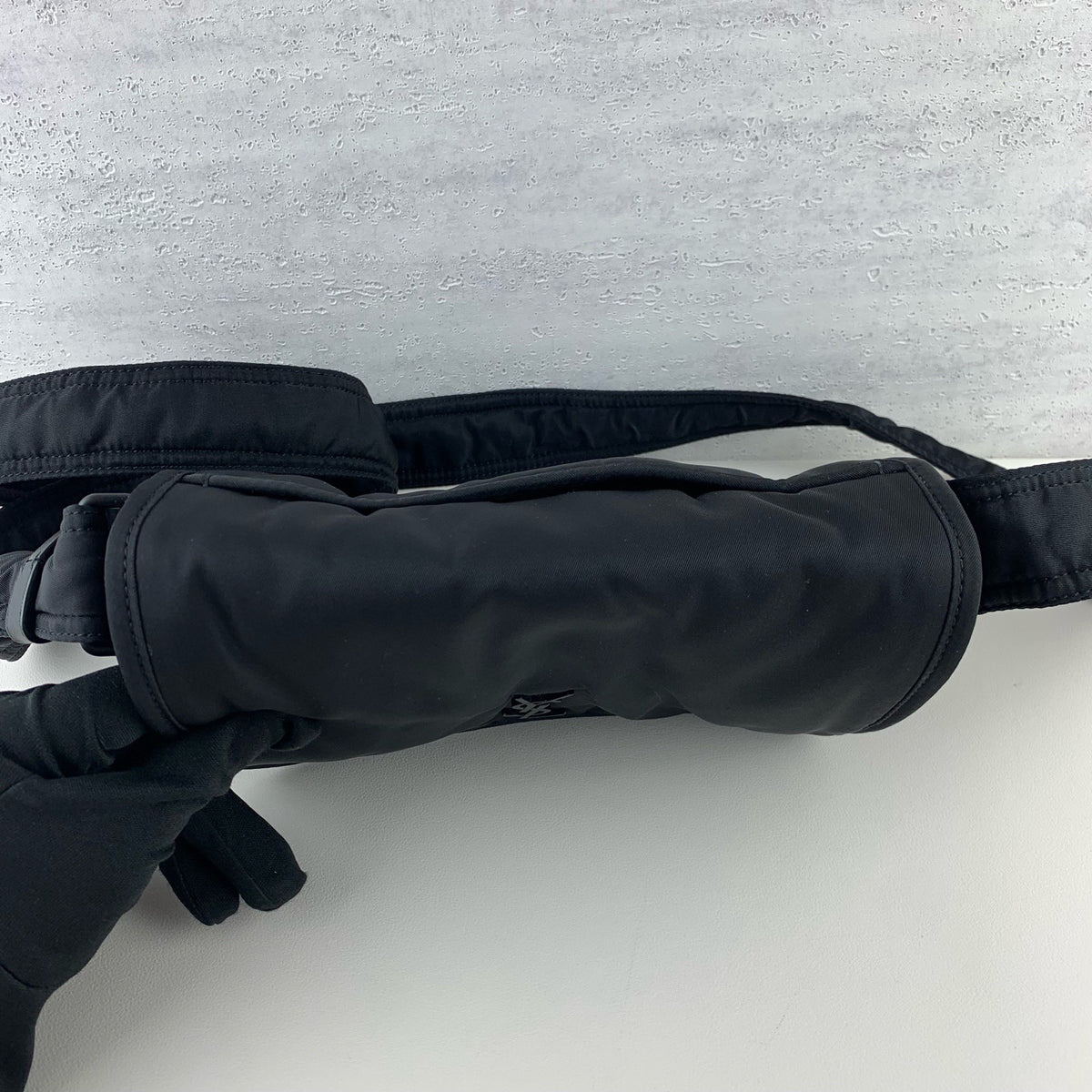 Saint Laurent - Niki Messenger Bag - Synthetic - Black - (small)